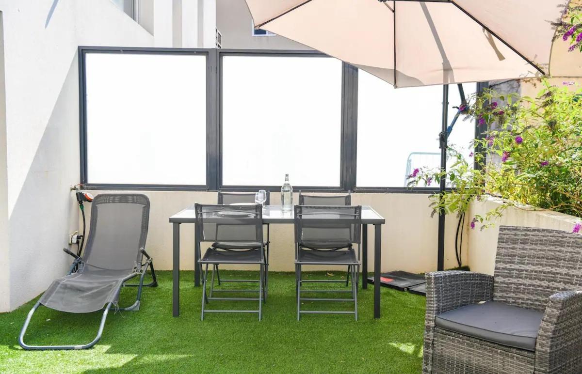 Superbe Appartement Avec Terrasse, Piscine & Parking Prive A Марсилия Екстериор снимка