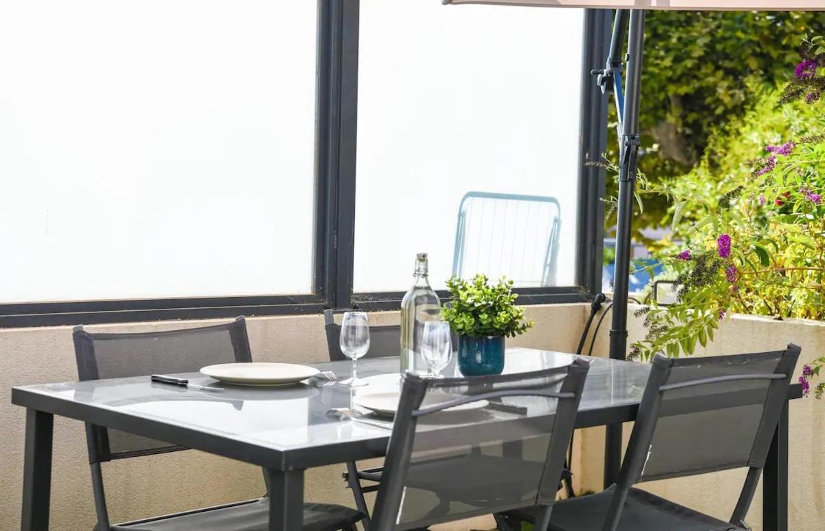 Superbe Appartement Avec Terrasse, Piscine & Parking Prive A Марсилия Екстериор снимка